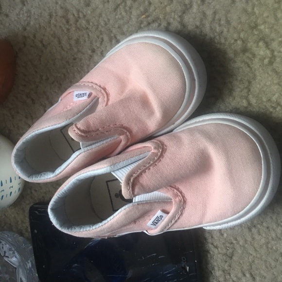 Vans - Picture 5 of 6